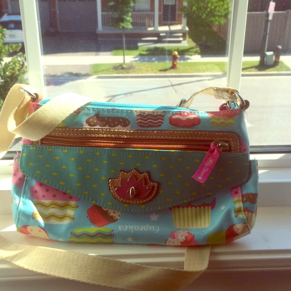 Cupcake purse